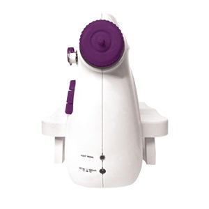 L’atelier de couture - machine à coudre lumineuse