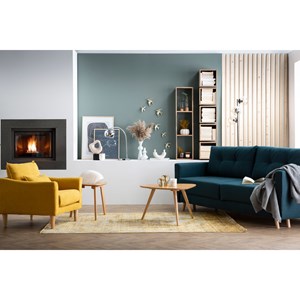 Fauteuil en tissu effet velours jaune moutarde et bois clair kate