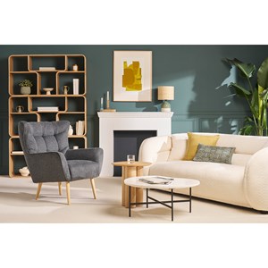 Fauteuil en tissu effet velours texturé gris foncé et bois clair avery