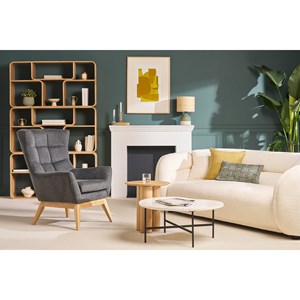 Fauteuil en tissu effet velours texturé gris foncé et bois clair brody