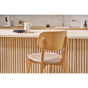 Tabouret de bar en bois clair chêne massif et tissu beige h65 cm lucia