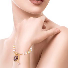 Ensemble de bracelet et de collier assortis avec pendentif de marguerite.