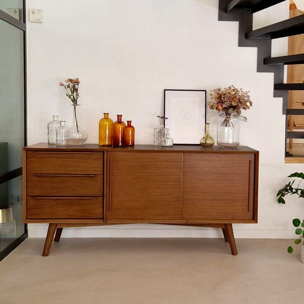 Buffet en bois de teck, 2 portes coulissantes et 3 tiroirs - waya