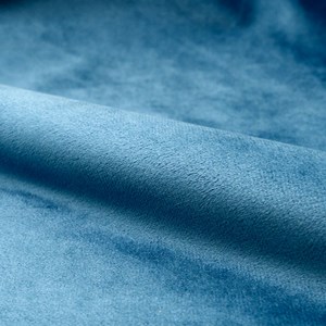 Lot de 2 chaises en velours bleu et pieds en métal noir - rosy