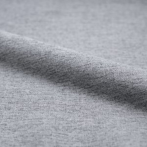 Lot de 2 chaises en tissu gris clair et pieds en métal noir - victoria