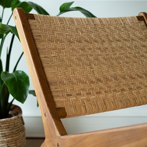 Fauteuil en bois de teck et tressage chevron en rotin - kilka