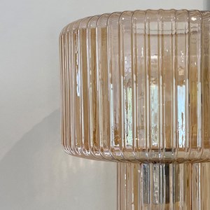 Lampe en verre cannelé - verra