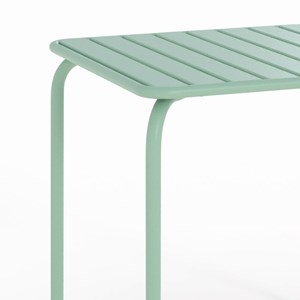 Table de jardin carrée en métal vert clair - yumi