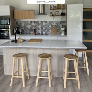 Tabouret pour îlot central 67 cm en teck - ika