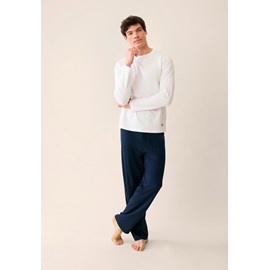 Ensemble pyjama haut blanc et pantalon marine en coton