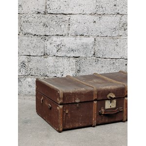 Lucienne, la malle marron n°98