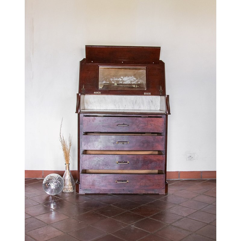 Garance, la commode en acajou n°59