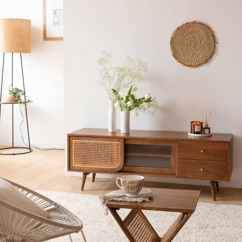 Buffet en bois et cannage