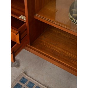 Victoria, la grande vitrine en bois n°75