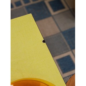 Table à manger en formica jaune n°1011