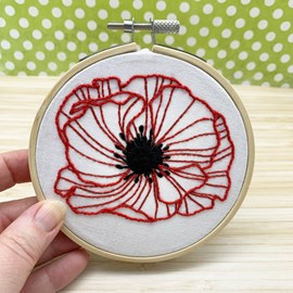 Kit de broderie poppy mini