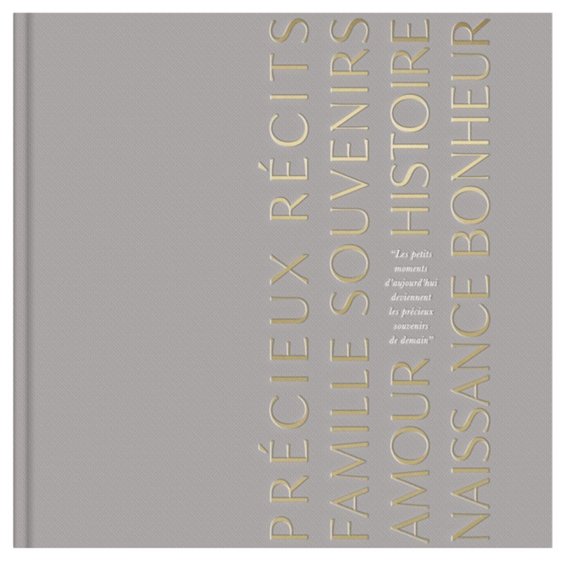 Livre de naissance précieux souvenirs