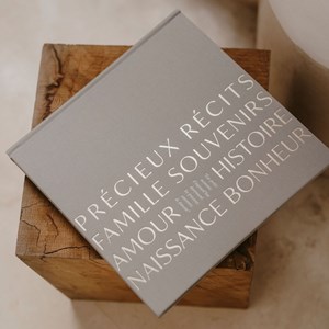 Livre de naissance précieux souvenirs