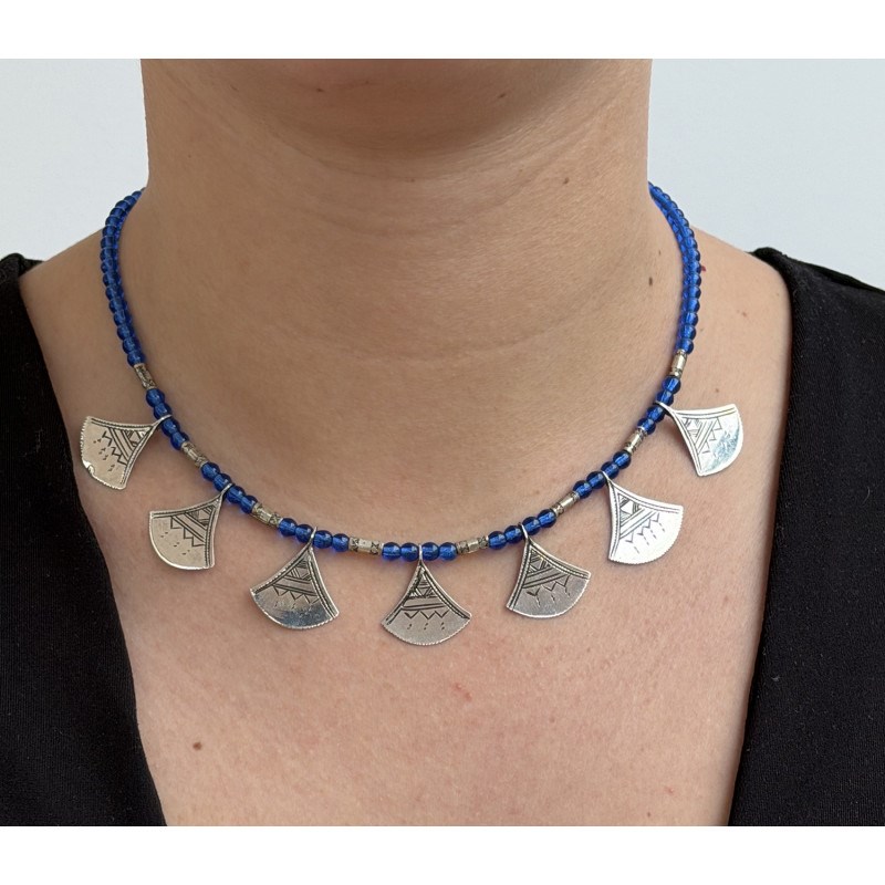 Collier shat shat touareg en argent et perles – bijou traditionnel