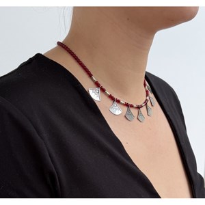 Collier shat shat touareg en argent et perles – bijou traditionnel