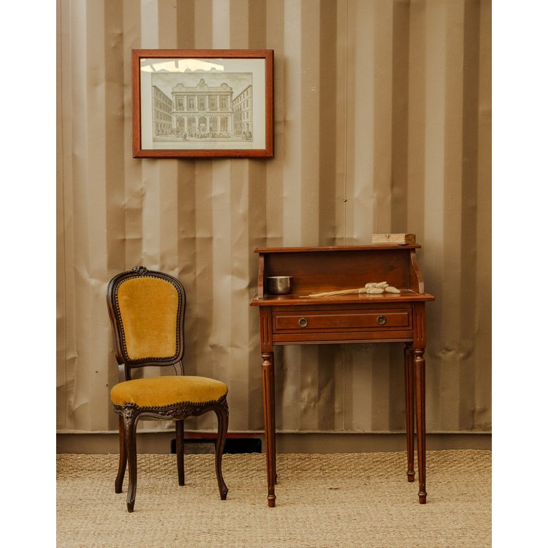 Debongout - Coiffeuse en bois et son fauteuil en velours n°192