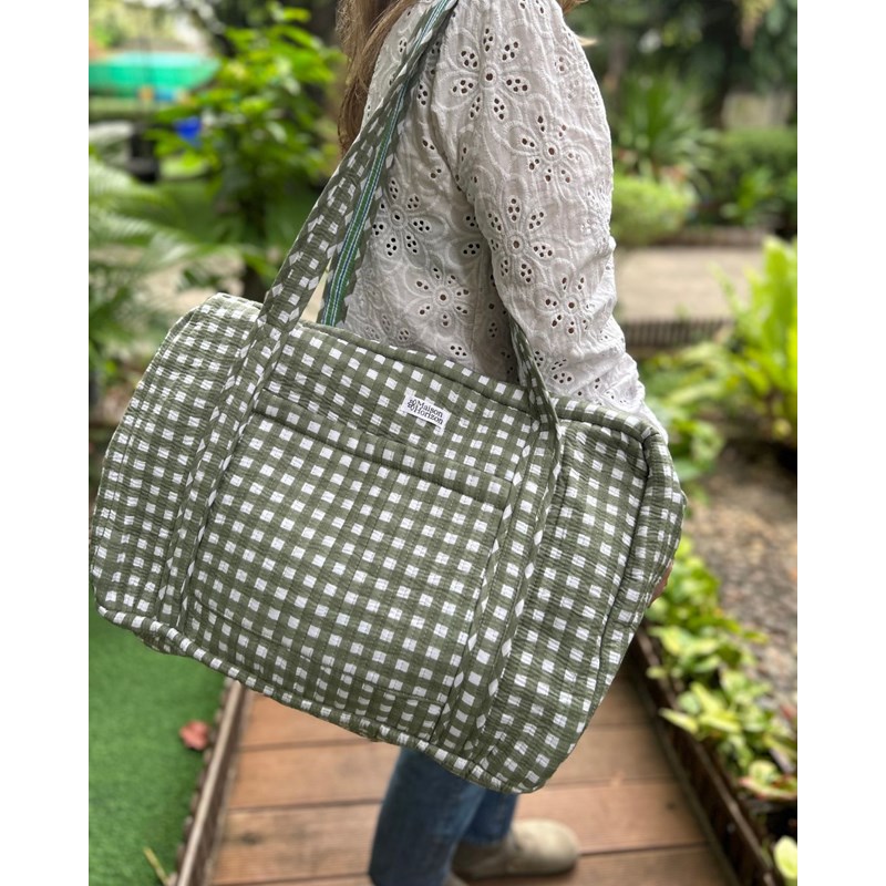 Sac week-end ou à langer lola vichy kaki