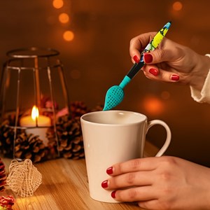 Infuseur à thé  noir