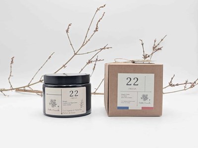 Bougie apothicaire 470g freesia 22