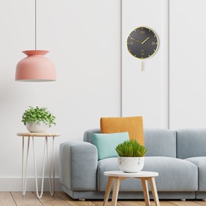 Horloge murale à balancier chiffres romains vintage