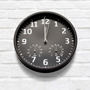 Horloge murale radiopilotée hygromètre thermomètre fond noir
