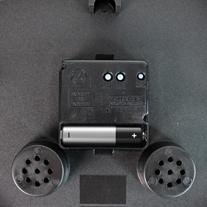 Horloge murale radiopilotée hygromètre thermomètre fond noir