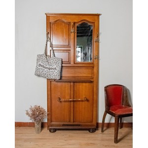 Max, le porte-manteau en bois n°203