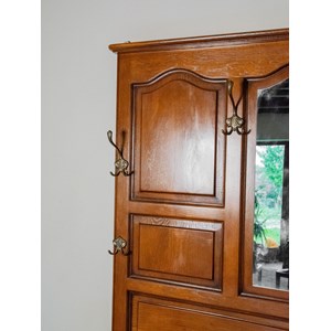 Max, le porte-manteau en bois n°203