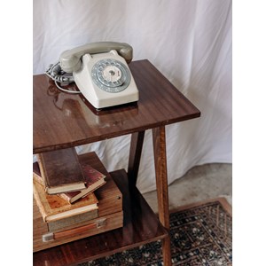 Hanna, la table d'appoint en bois n°696