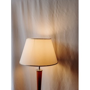 Grande lampe à poser en bois n°52