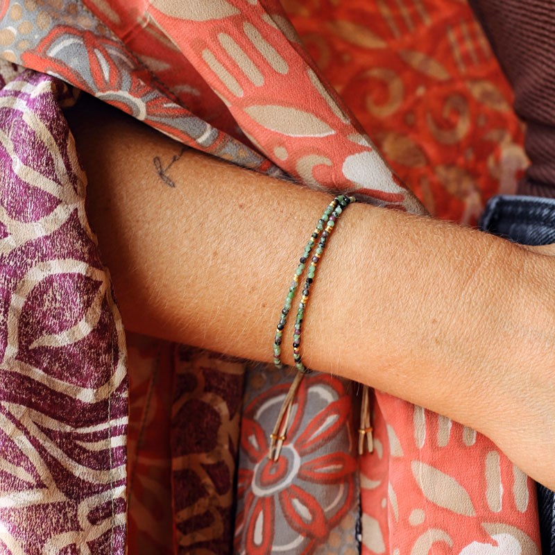 Bracelet en rubis zoïsite naturelle et élégant