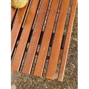 Donna, la table basse en bois n°594