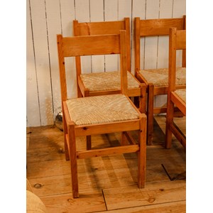 Lot de 4 chaises en bois n°801