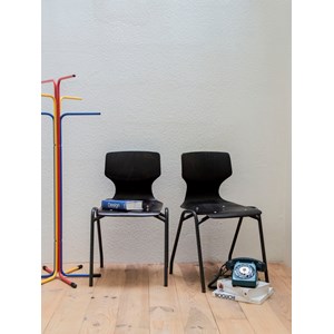 Alma, la paire de chaises en bois n°1073