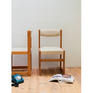 Alma, la paire de chaises en bois n°1072