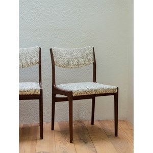 Paire de chaises scandinaves n°1079