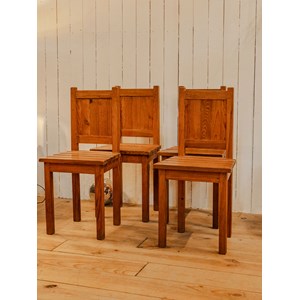 Lot de 4 chaises en bois n°800