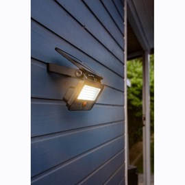 Spot solaire mural 1200 lumens détecteur
