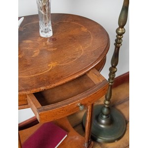 Table d'appoint en bois n°548