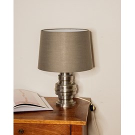 Lampe en aluminium à poser n°526