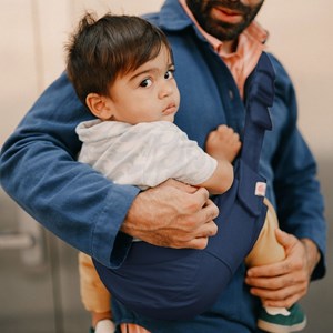 Porte bébé enfant upsie sling midnight blue