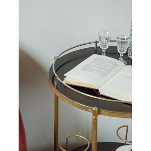 Henriette, la desserte en métal n°132