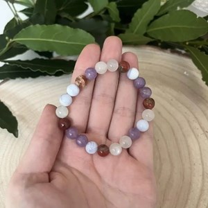 Bracelet ménopause – pierres naturelles 8 mm, apaisement & équilibre féminin