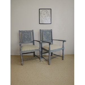 Paire de fauteuils en bois n°616