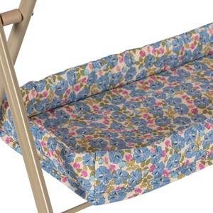 Table à langer pour poupée fleur rosier